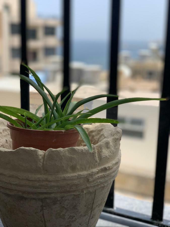 Spacious Seaview Sliema Apt, Steps From Valletta Ferry Extérieur photo