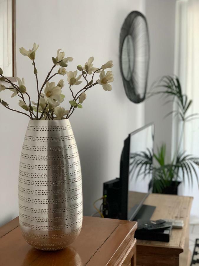 Spacious Seaview Sliema Apt, Steps From Valletta Ferry Extérieur photo