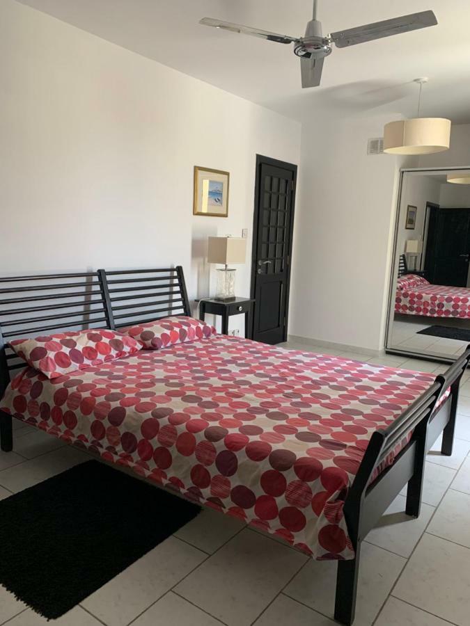Spacious Seaview Sliema Apt, Steps From Valletta Ferry Extérieur photo