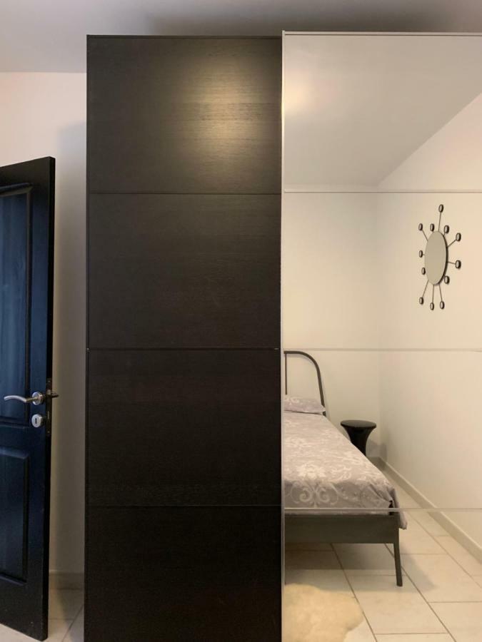 Spacious Seaview Sliema Apt, Steps From Valletta Ferry Extérieur photo